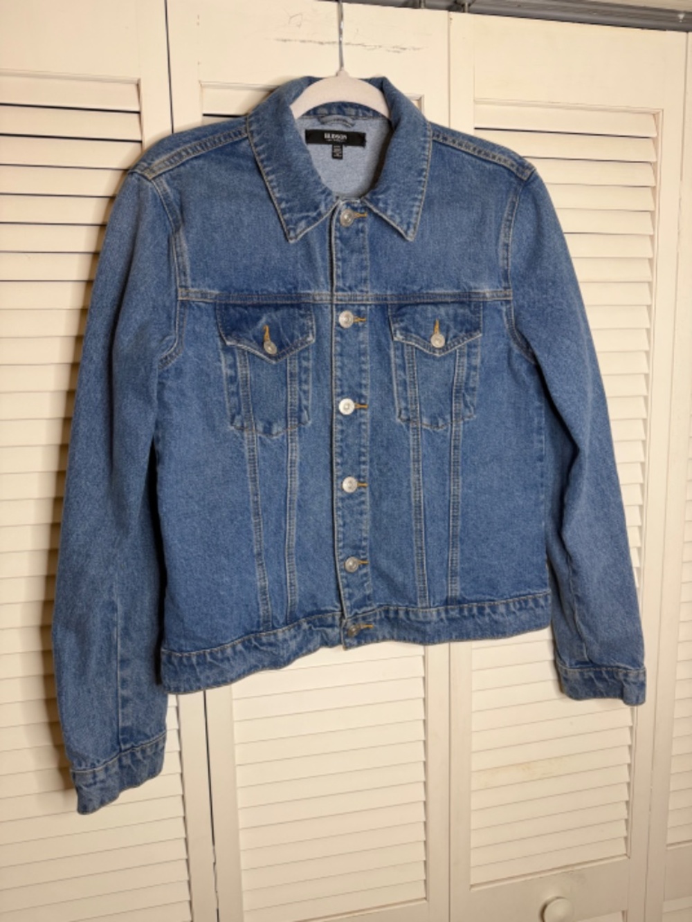Hudson Jeans Classic Fitted Trucker Jean Denim Jacket, Size L/XL 100% Cotton
